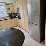 Apartament Givon Palace