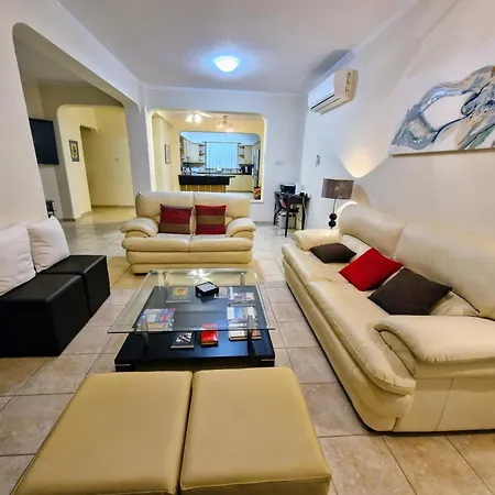 Apartamento Givon Palace *